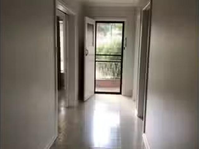 Nice 5 Bunker Avenue, Kingsbury VIC 3083