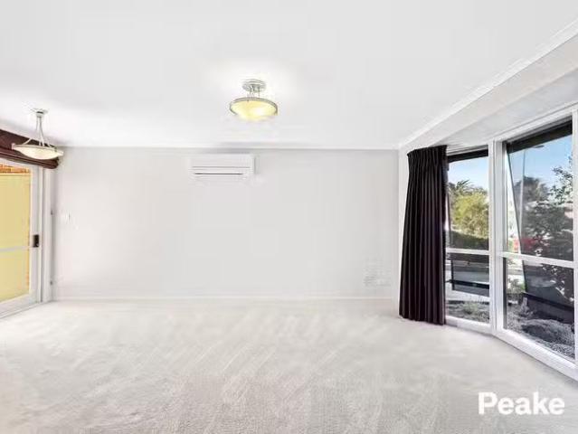 Unique 5 Bartolo Court, Cranbourne North, VIC 3977