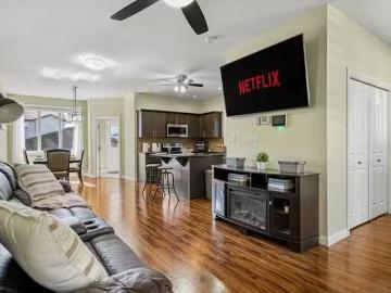 Apartment to rent in Cloverdale - Balcony