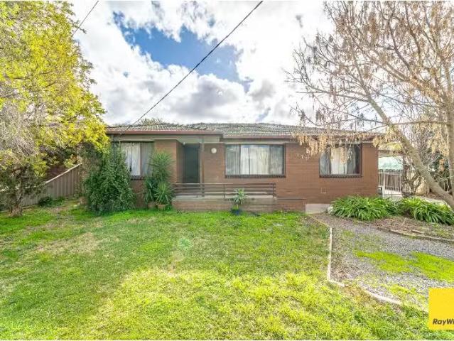 Rental! 5 BR 176 Aspinall Street, KANGAROO FLAT House for rent.