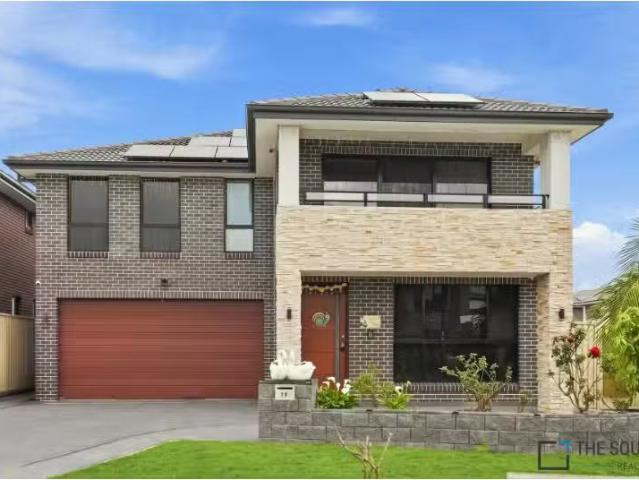 Just in! 5 BR 19 Katoomba Street, The Ponds House for rent Li.