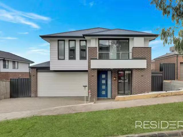 Rental! 5 BR 11 Onslow Way, Mernda, VIC 3754