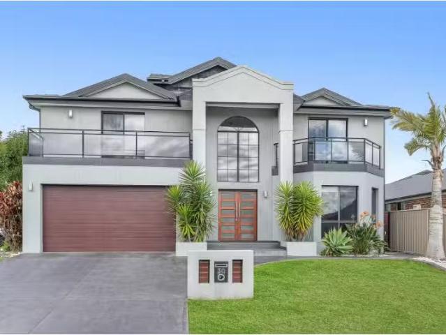 Deal! 5 BR 30 Denham Drive, Horsley House for rent Listed by.