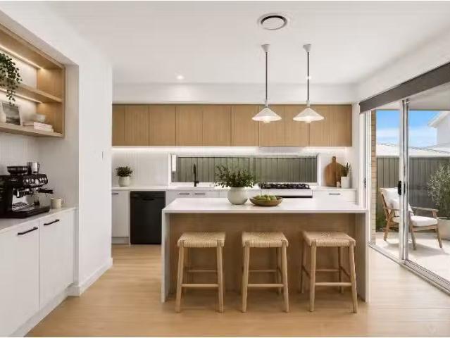 New 5 BR 3A Meadow Street, Corrimal Townhouse for rent Listed.