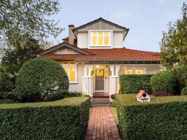 Deal! 5 BR 58 Empress Road, Surrey Hills VIC 3127 House Auct.