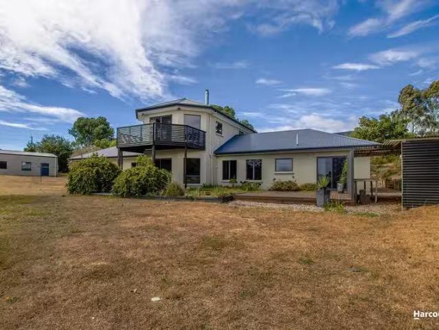 Cheap 5 BR 76 South Road, PENGUIN, TAS 7316 House for Rent