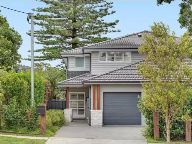 Rental! 5 BR 92 High Street, Hunters Hill Townhouse for rent.