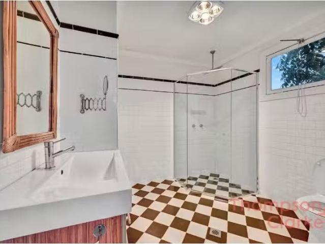 Just in! 5 Bridge Street, Maitland House for rent Listed by E.