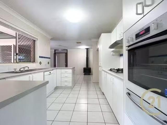 Cheap 5 Carolyn Place, Ferny Grove, QLD 4055