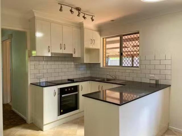 Just in! 5 Clewley Crescent, Rangeville, QLD 4350
