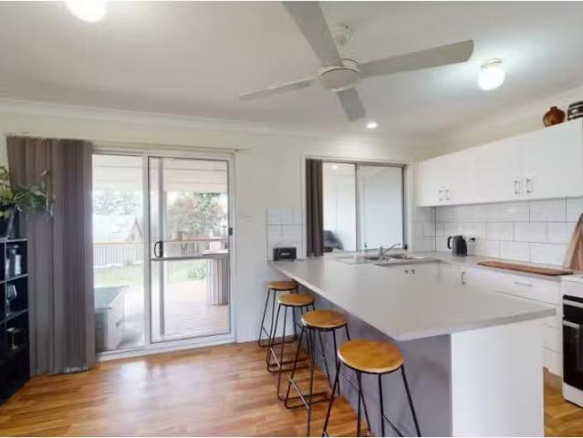 Charming 5 Dixon Street, Seaham House for rent Listed by Leah.