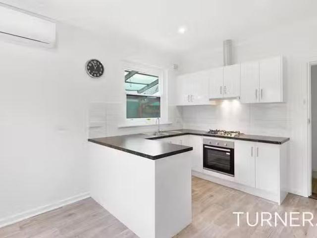 Just in! 5 Doradilla Avenue, Seacombe Gardens, SA 5047