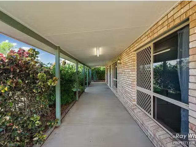 New 5 Hicks Close, Gracemere, QLD 4702