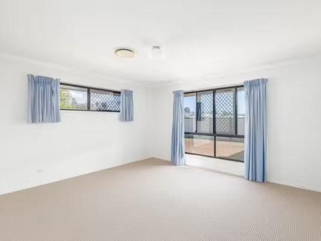 For Rent! 5 Kyleigh Court, SOUTHSIDE, QLD 4570 House for Rent