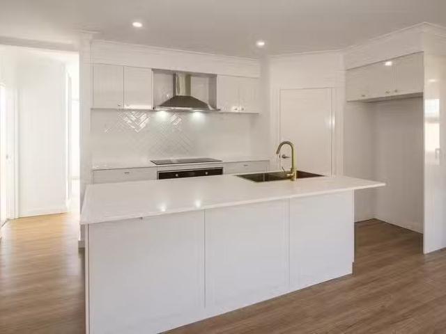 Nice 5 Quaker Road, Dunsborough, WA 6281