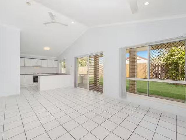 For Rent! 5 Southern Cross Circuit, Douglas, QLD 4814