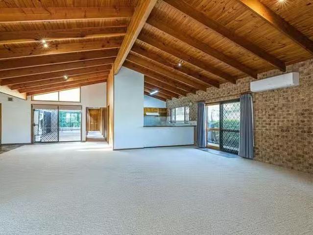 For Rent! 5 Whitby Court, Banksia Beach, QLD 4507