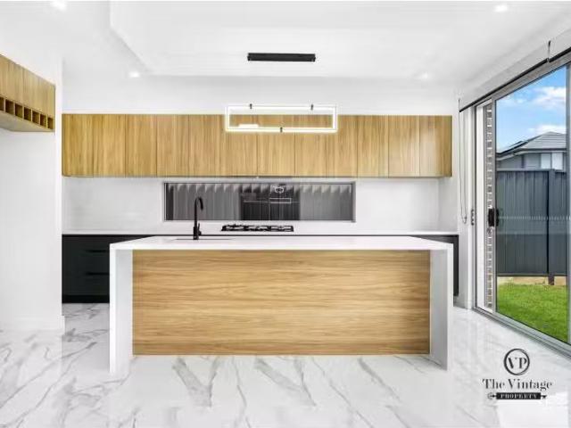 Cozy 5B Sainsbury Road, Catherine Field House for rent Listed.