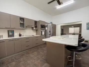 Cozy 63 Queen Street, Solomontown, SA 5540