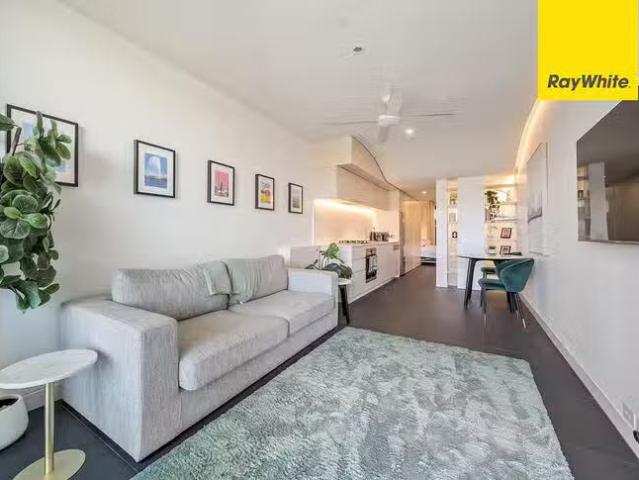Just in! 605/25 Edinburgh Avenue, City, ACT 2601