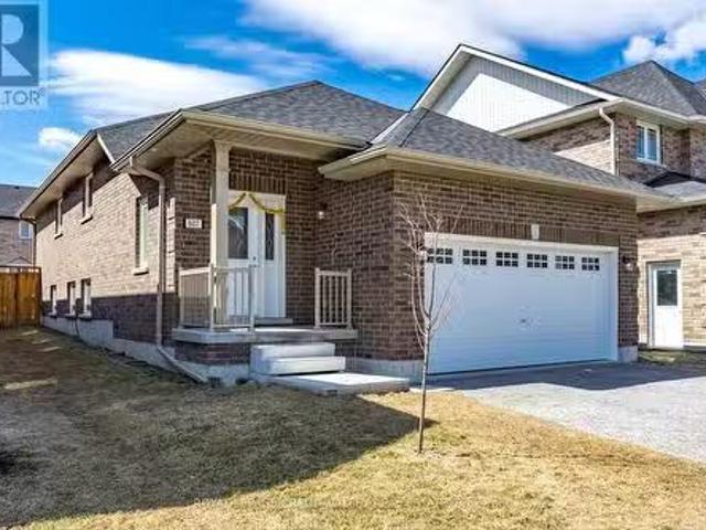 Charming 607 Lemay Grove E, Smith Ennismore Lakefield, ON, K9K.