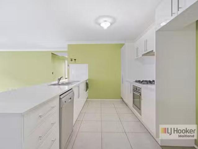 Nice 60 River Oak Avenue, Gillieston Heights, NSW 2321