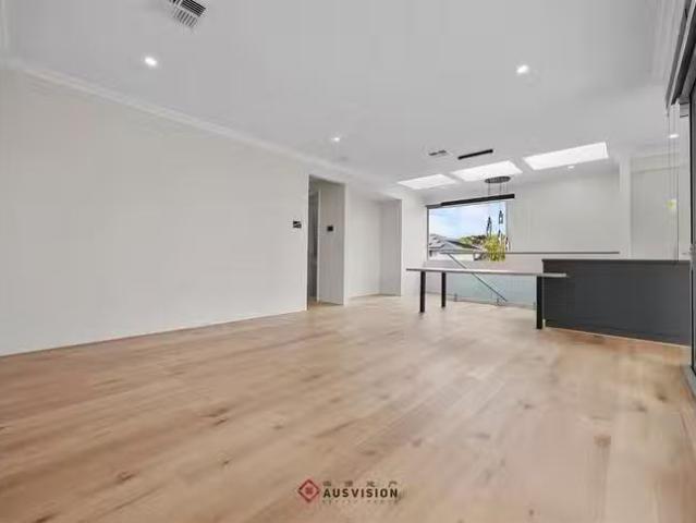 For Rent! 6/107 Ardross Street, Applecross, WA 6153