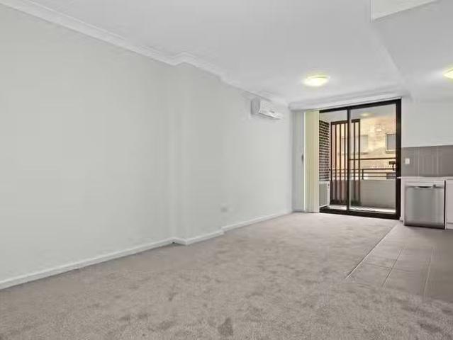 For Rent! 61/69 73 Elizabeth Drive, Liverpool, NSW 2170