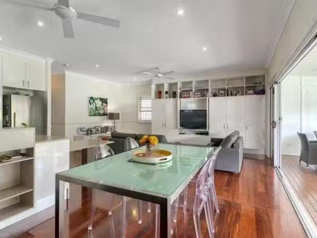 Cozy 61 Mccormack Avenue, Ashgrove, QLD 4060