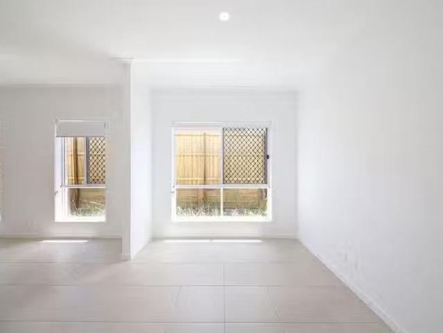 Nice 61 Mulberry Circuit, Gleneagle, QLD 4285