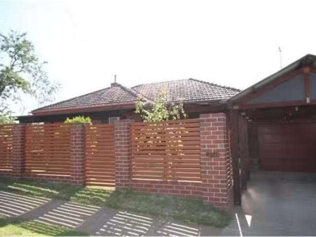 Charming 62 Mitchelmore Street, Turvey Park House for rent Li.