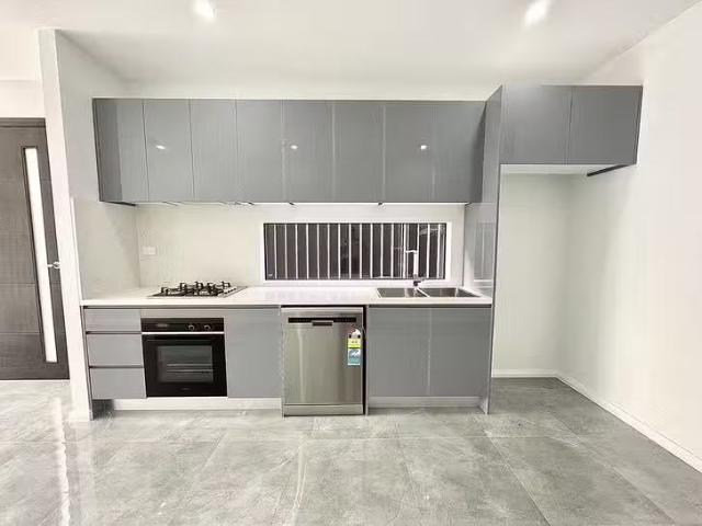 Nice 62B Horizon Loop, Oran Park, NSW 2570