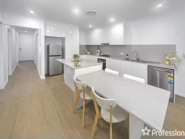 Unique 6/30 Cavanagh Lane, WEST NOWRA Townhouse for rent List.
