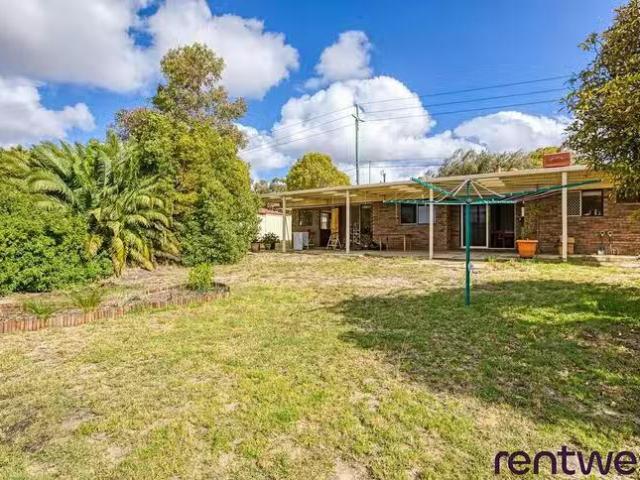 Nice 67 Mason Court, South Lake, WA 6164