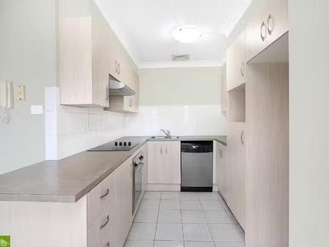 Cheap 6/4 6 Sperry Street, Wollongong Apartment for rent List.