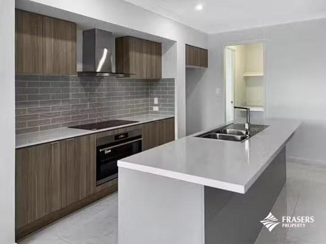 Cozy 64 Melaleuca Way, Bahrs Scrub, QLD 4207