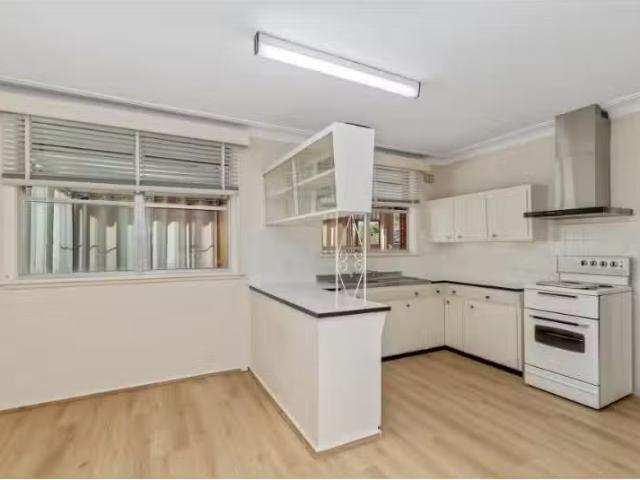For Rent! 64 Robin Crescent, Woy Woy House for rent Listed by.