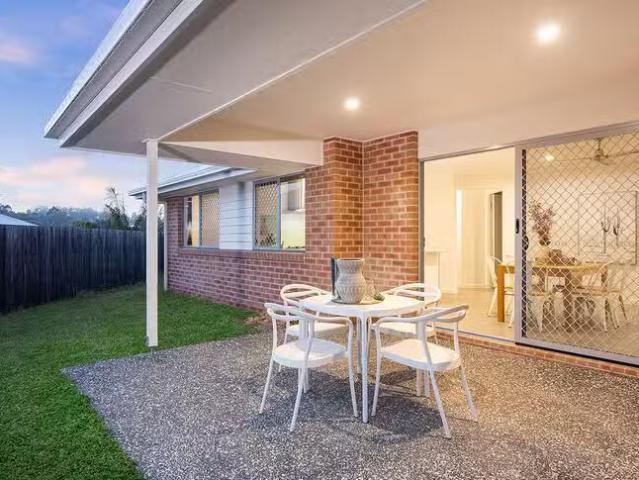Rental! 66 Fitzpatrick Circuit, Augustine Heights, QLD 4300