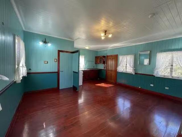 Just in! 6/92 Yundah Street, Shorncliffe, QLD 4017