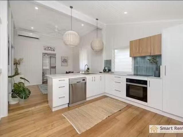 Cozy 69 Bell Street, South Townsville, QLD 4810