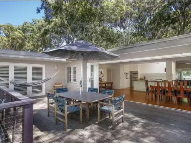 Unique 69 Elvina Avenue, Avalon Beach House for rent Listed b.