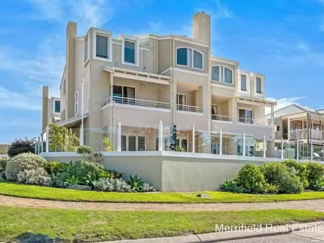 Cheap 6/9 Flinders Parade, Middleton Beach, WA 6330