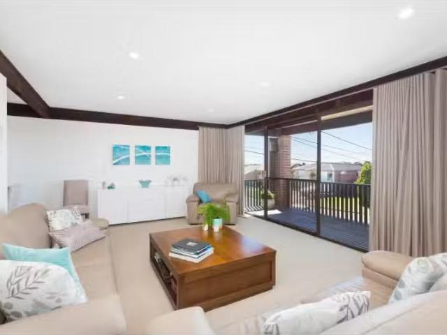 Just in! 69 Shoalhaven Road, Sylvania Waters House for rent L.