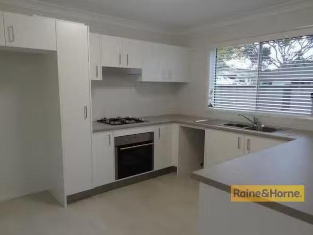 Charming 69A Gallipoli Avenue, Umina Beach, NSW 2257