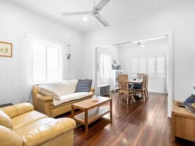 Rental! 6 Nelson Street, Bungalow, QLD 4870