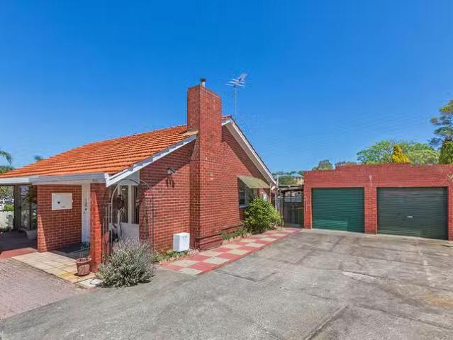 Unique 6 Burridge Way, Hamilton Hill, WA 6163