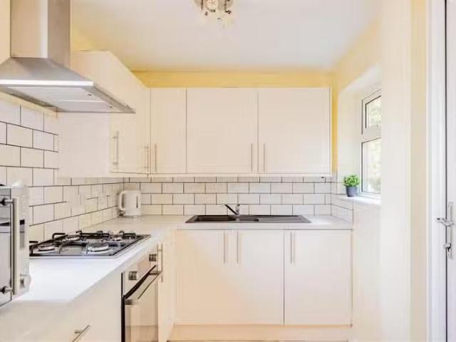 Charming 6 bedroom house for rent in Haycombe Drive, Bath, BA2
