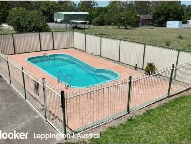 Cozy 6 BR 275 Devonshire Road, KEMPS CREEK Property for rent.