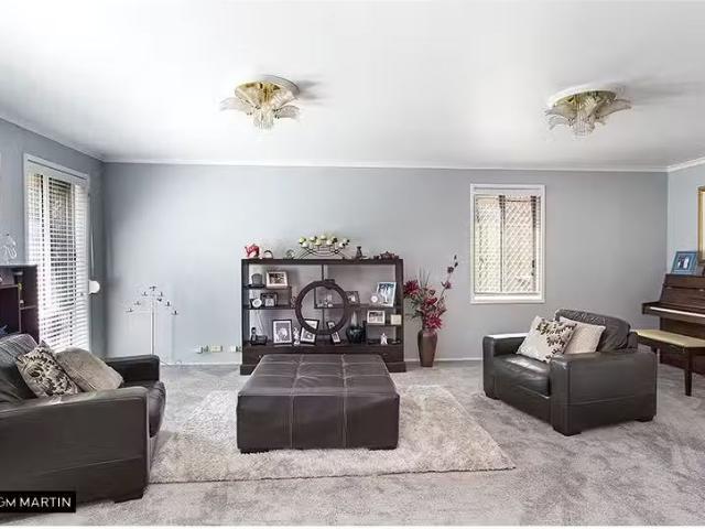 Charming 6 BR 56 Denison Street, Hillsdale House for rent Lis.