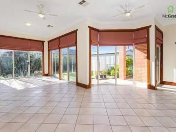 Nice 6 Phillipps Street, Somerton Park, SA 5044